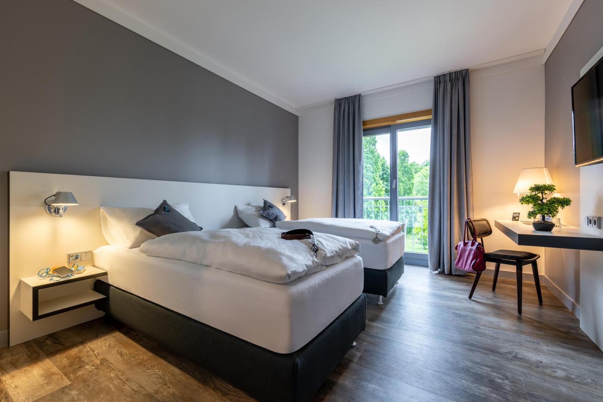 Hotel Leipheim Sued מראה חיצוני תמונה