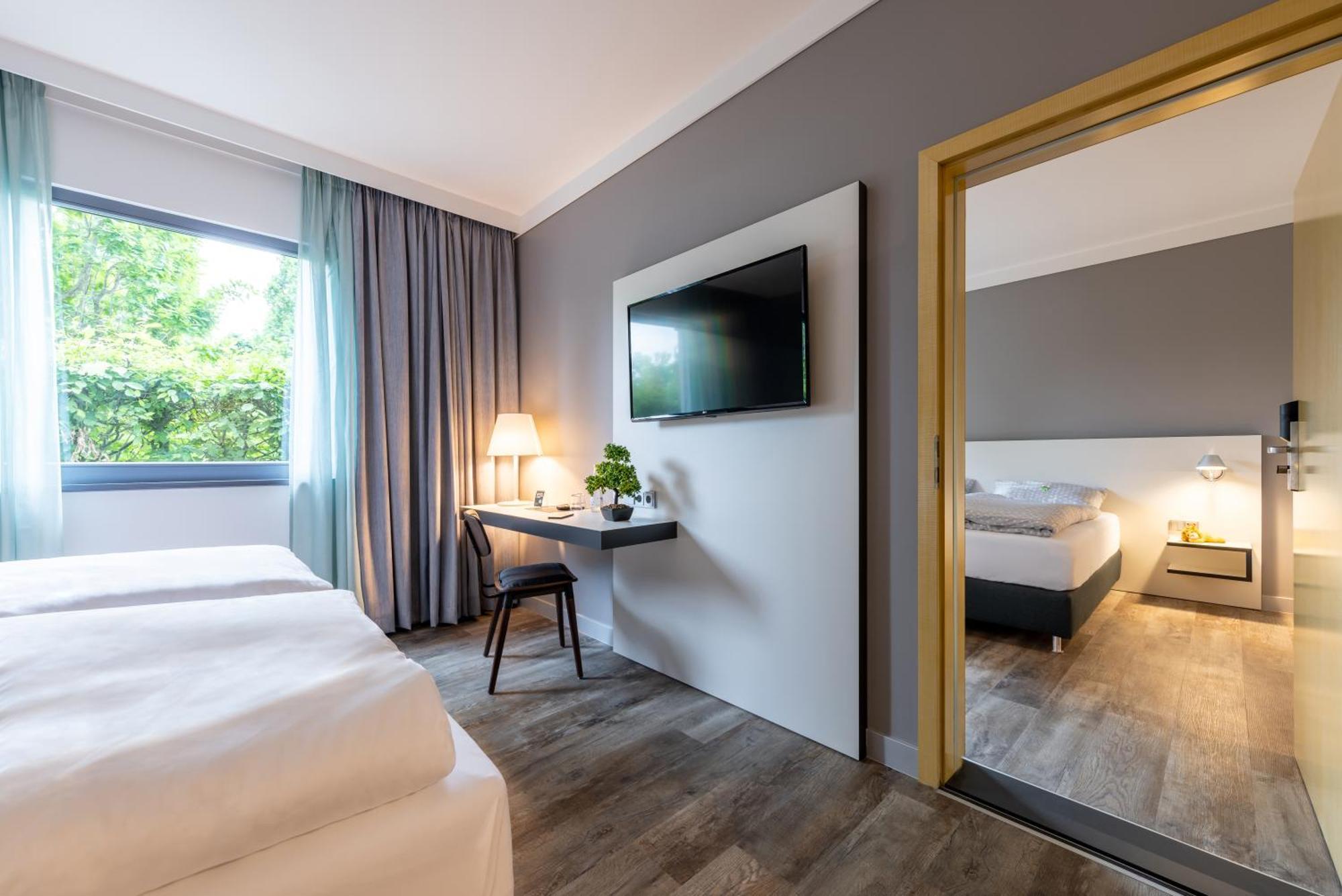 Hotel Leipheim Sued מראה חיצוני תמונה